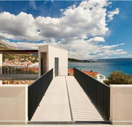 6 bedroom villa with heated pool near Omis, sleeps 12